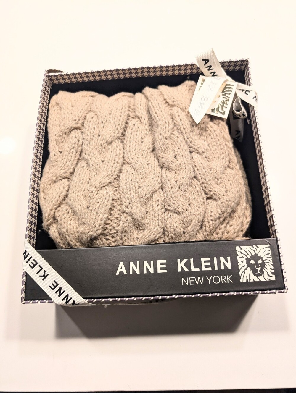 New Anne Klein Cozy Winter cable Knit Long Soft Neutral Oat Scarf Holiday Gift
